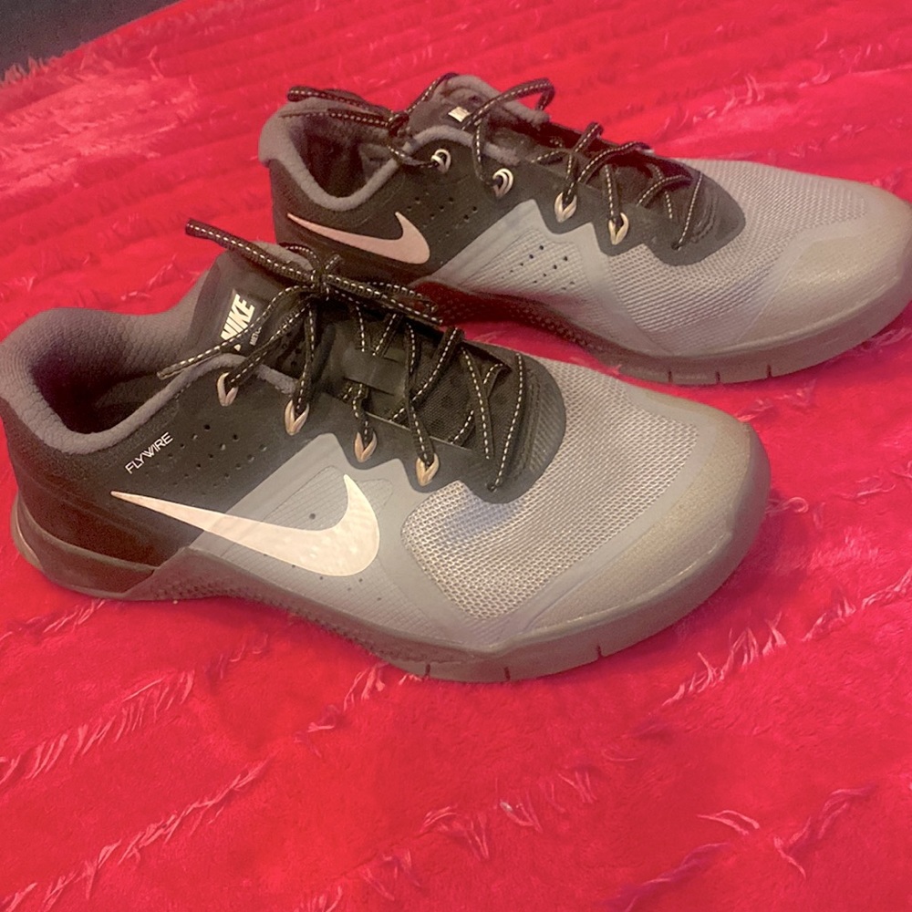 Nike Flywire Metcon 2 size 8